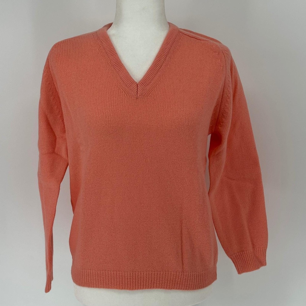 Vintage 60s Garland‎ Lambswool V Neck Sweater NWT Peach Size 38 M French